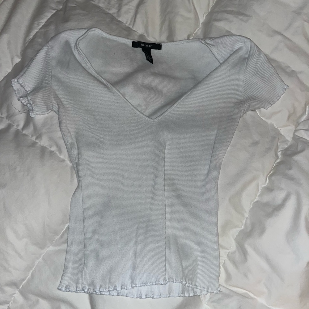 White Ribbed V-Neck Fitted Top